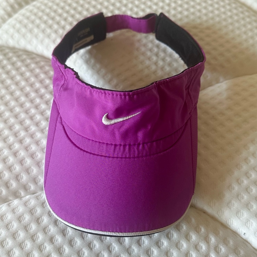 Nike  Purple Visor